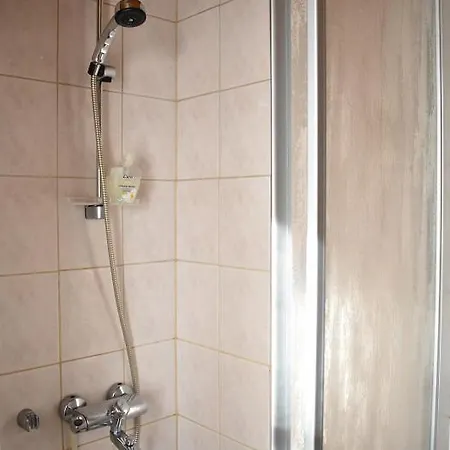 Karjalan Helmi Θέρετρο