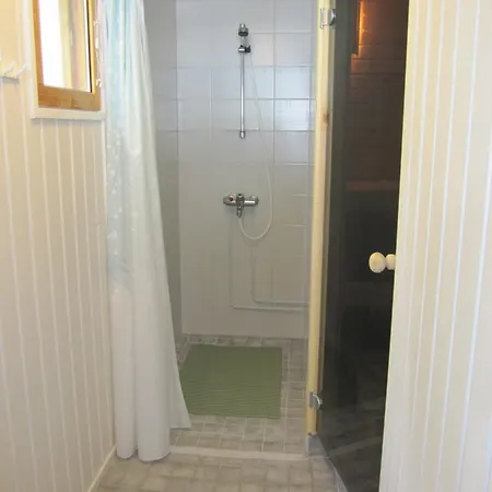 Karjalan Helmi Θέρετρο 3*